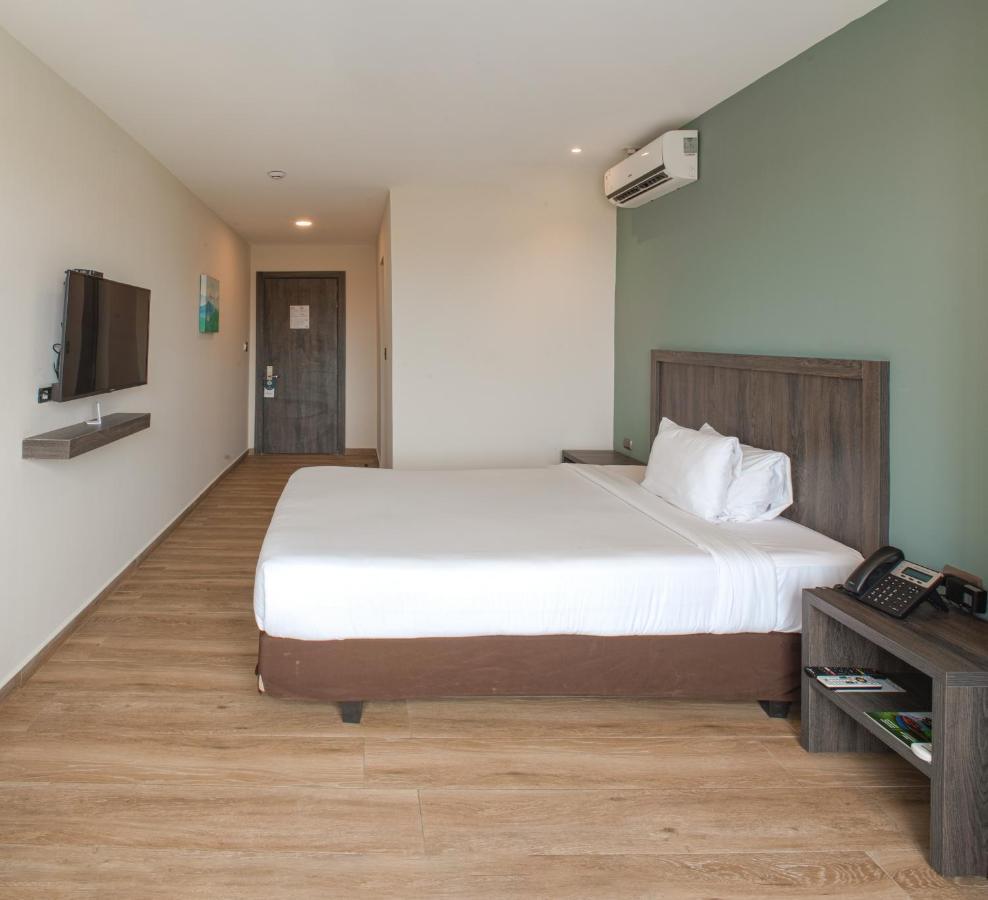 Reec Machala By Oro Verde Hotels Exterior photo